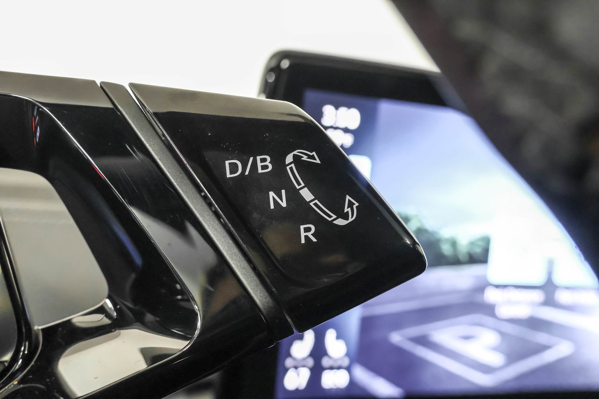 Certified 2023 Volkswagen ID.4 Pro S Plus image 33