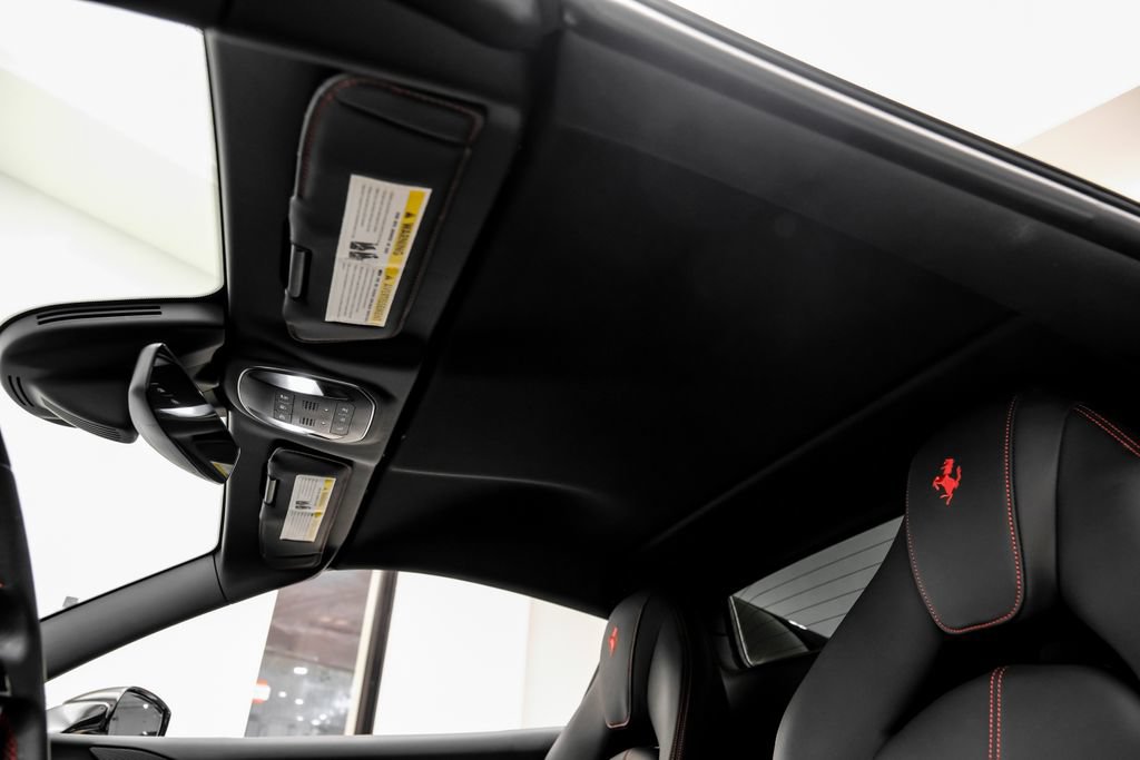 Used 2023 Ferrari F8 Tributo RWD image 41