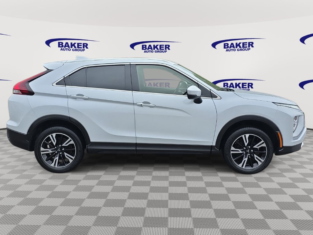Used 2024 Mitsubishi Eclipse Cross SE AWD/4WD image 2