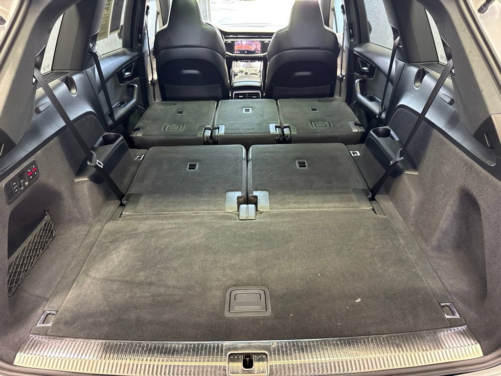 Used 2021 Audi SQ7 Premium Plus AWD/4WD image 34