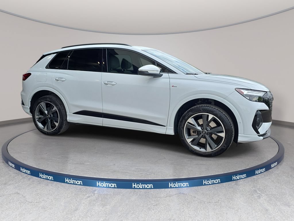 Certified 2023 Audi Q4 e-tron Premium Plus w/ Premium Plus AWD/4WD image 5