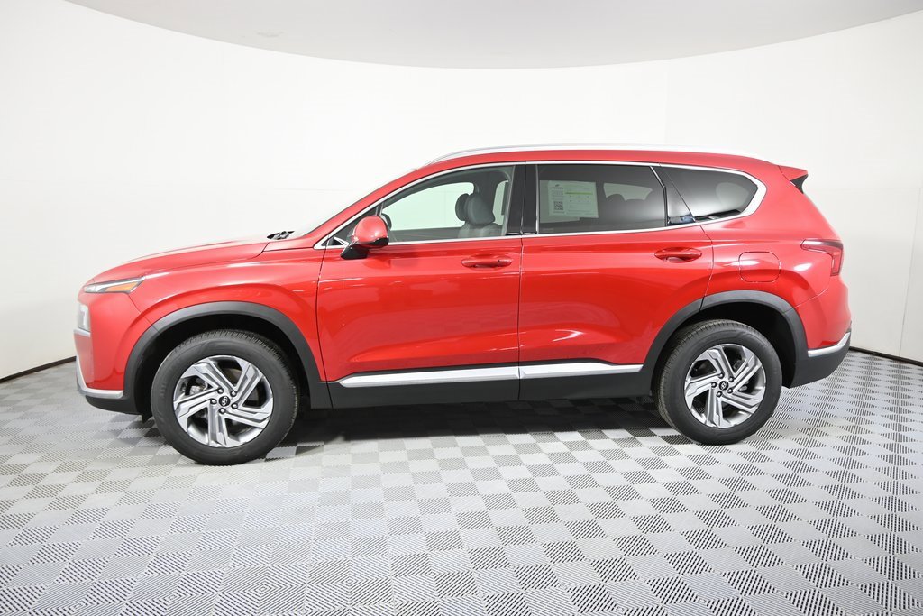 Used 2022 Hyundai Santa Fe SEL w/ Cargo Package image 2