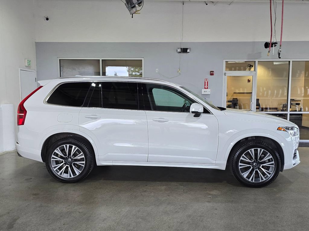 Used 2020 Volvo XC90 T8 Momentum AWD/4WD image 4