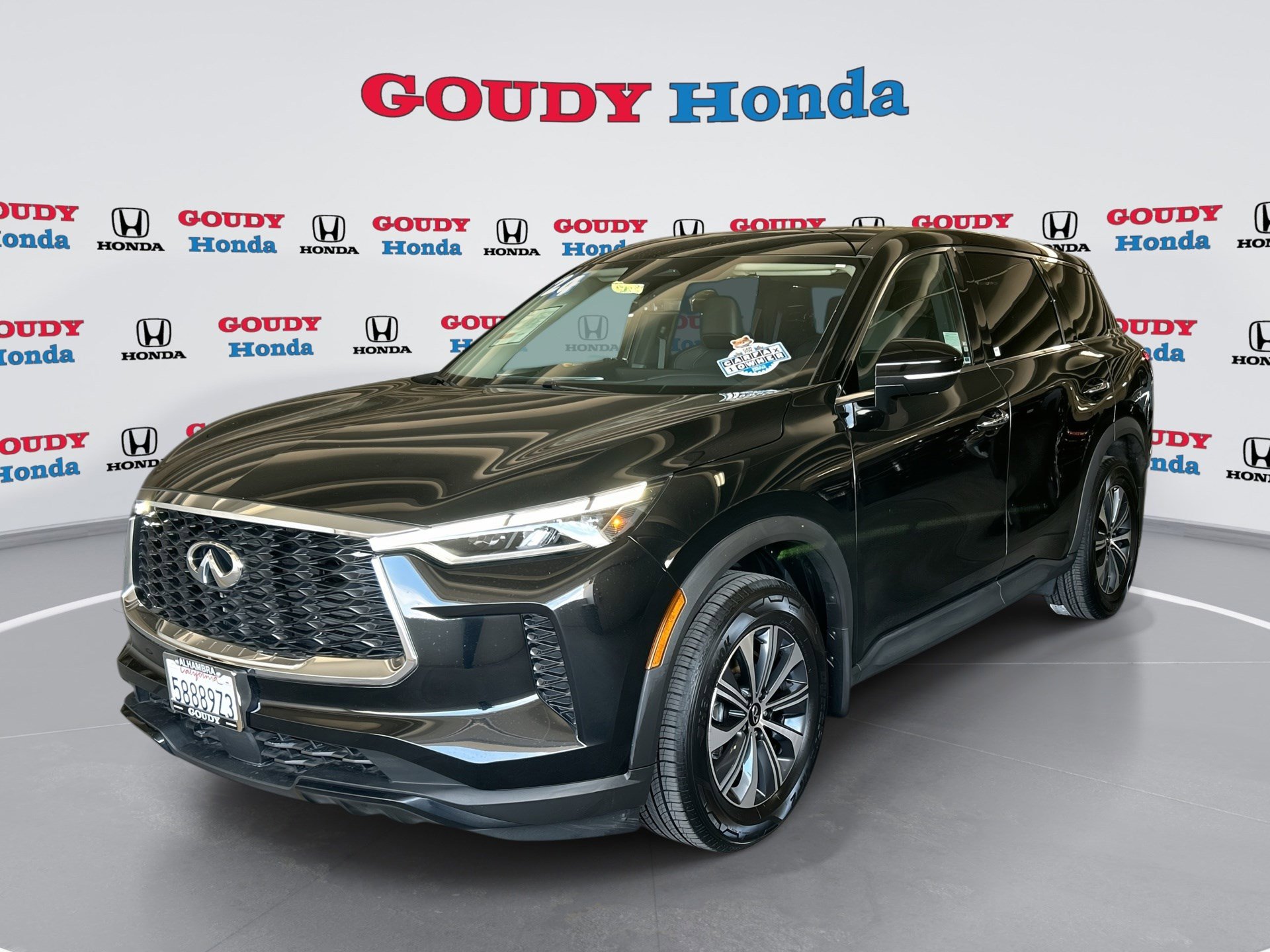 Used 2024 INFINITI QX60 Pure