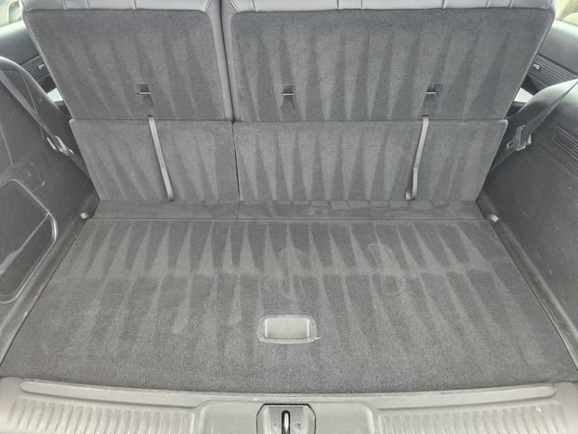 Certified 2024 Jeep Wagoneer Series II w/ Flexible Seating Group RWD image 32