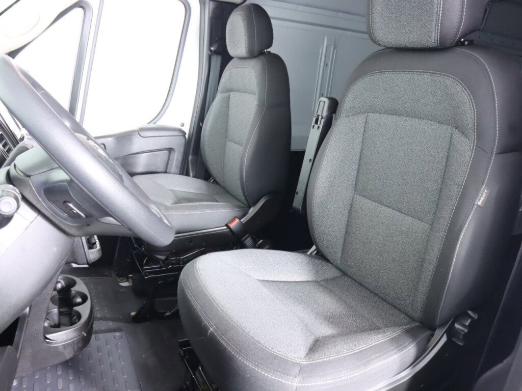 Used 2023 RAM ProMaster 2500 image 27