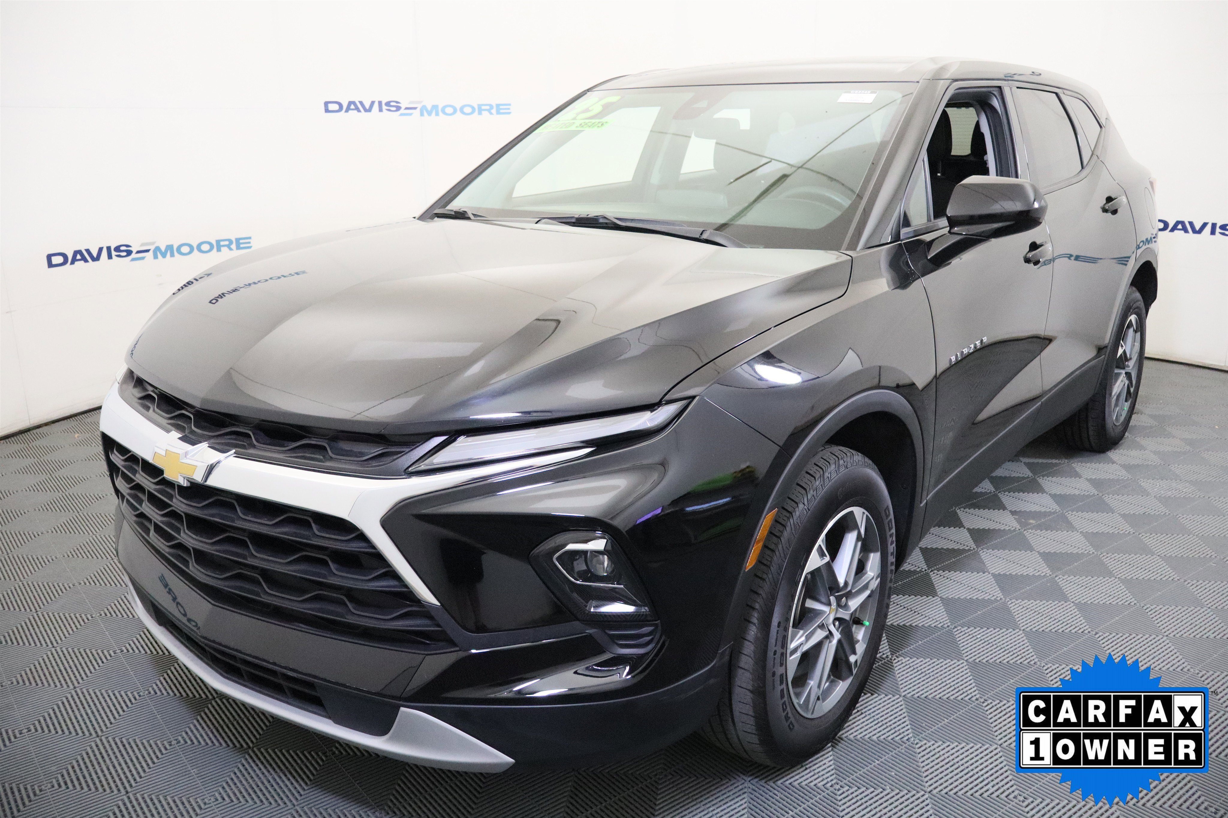 Used 2025 Chevrolet Blazer LT image 12