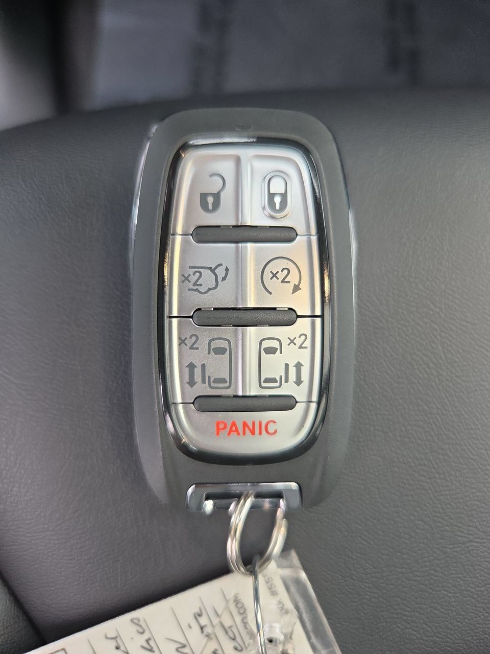 New 2027 Chrysler Pacifica Select w/ Family Tech Group AWD/4WD image 34
