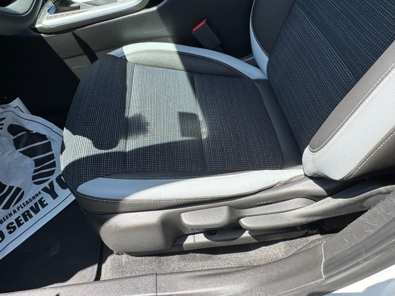 Used 2024 Buick Envista Preferred FWD image 22