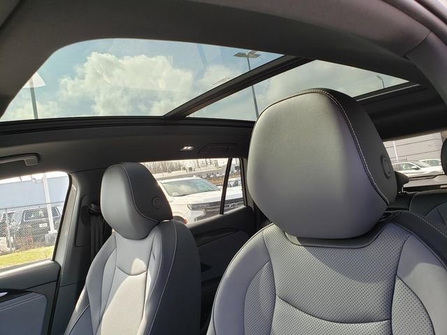 New 2026 Volkswagen Tiguan SE R-Line image 7