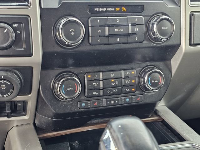 Certified 2019 Ford F150 Lariat w/ Trailer Tow Package image 19