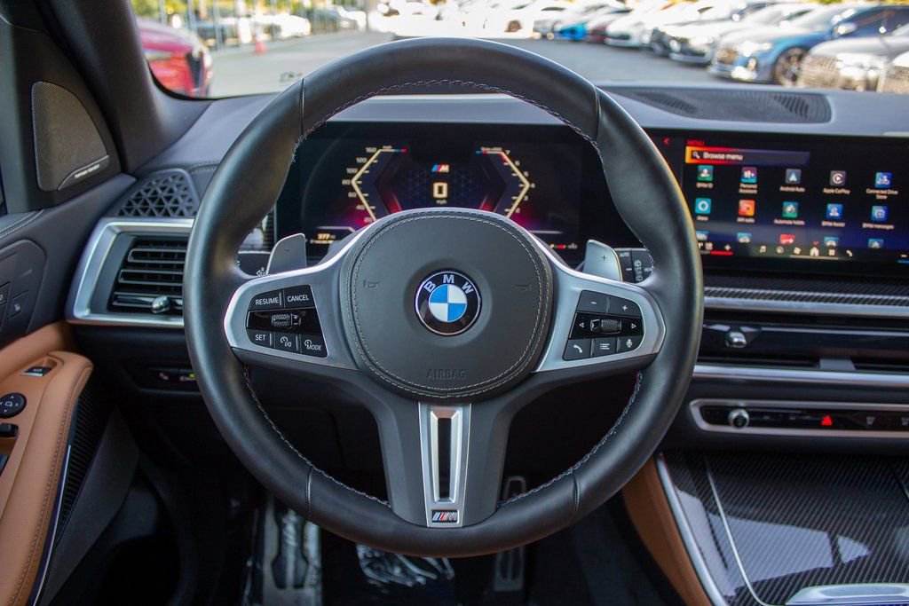 Used 2025 BMW X5 M60i w/ Climate Comfort Package image 14