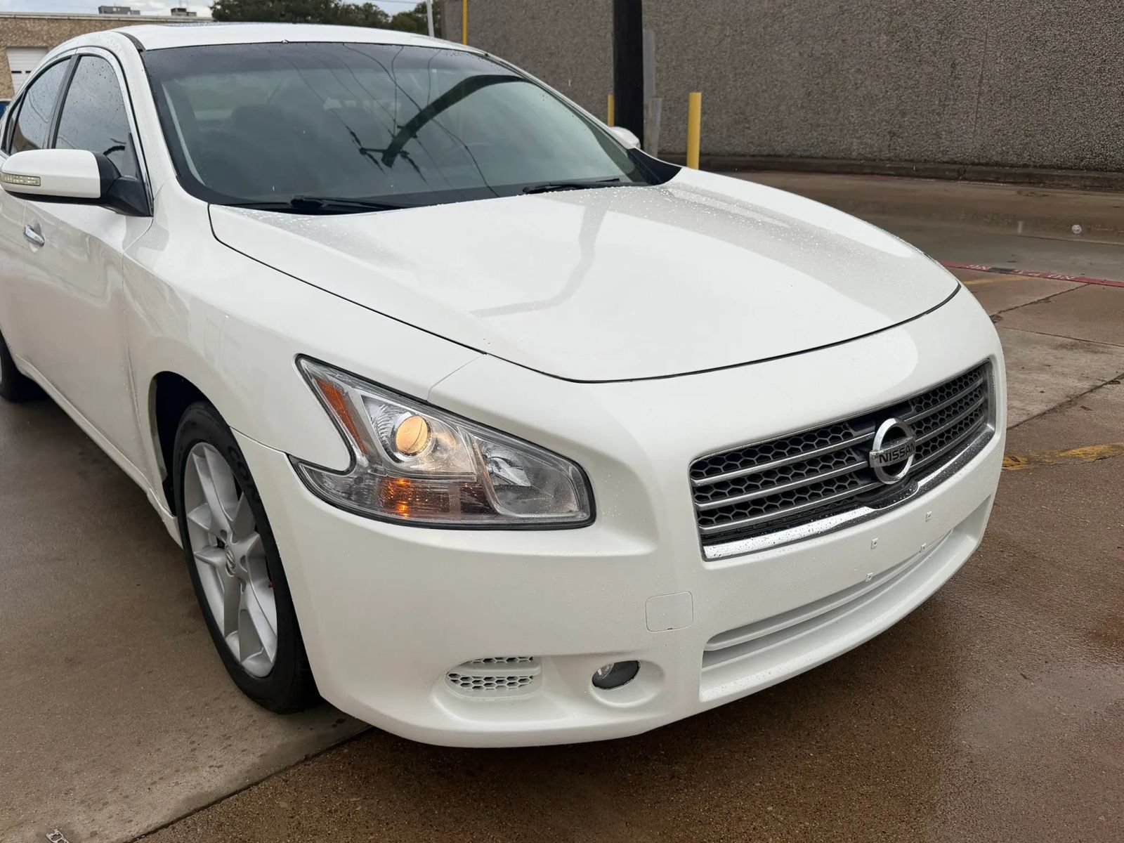 Used 2011 Nissan Maxima 3.5 SV w/ Monitor Pkg FWD image 3