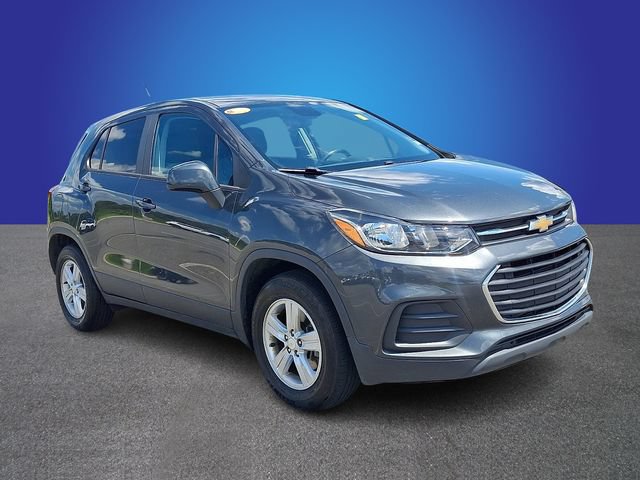 Used 2020 Chevrolet Trax LS w/ Tint and Cruise Package FWD image 2