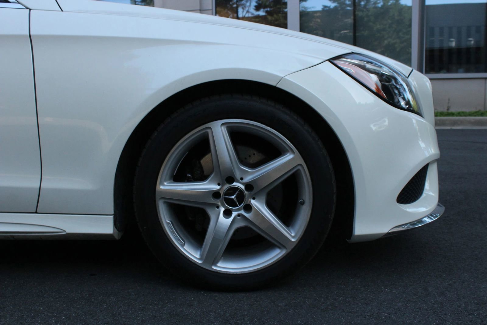 Used 2016 Mercedes-Benz CLS 400 4MATIC image 4