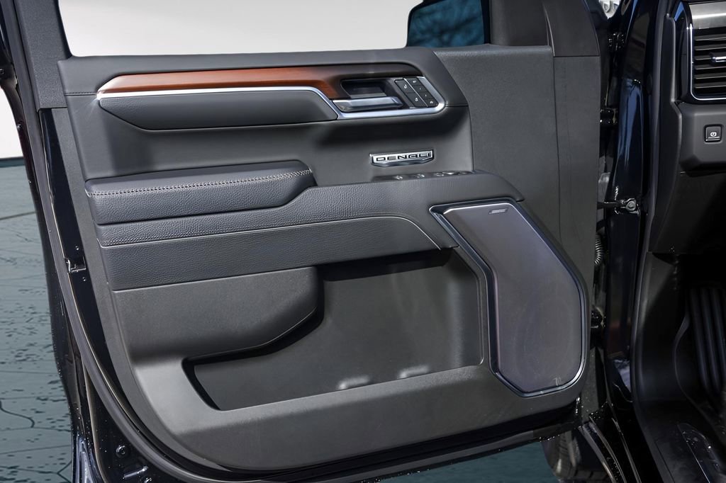 Used 2025 GMC Sierra 1500 Denali image 26