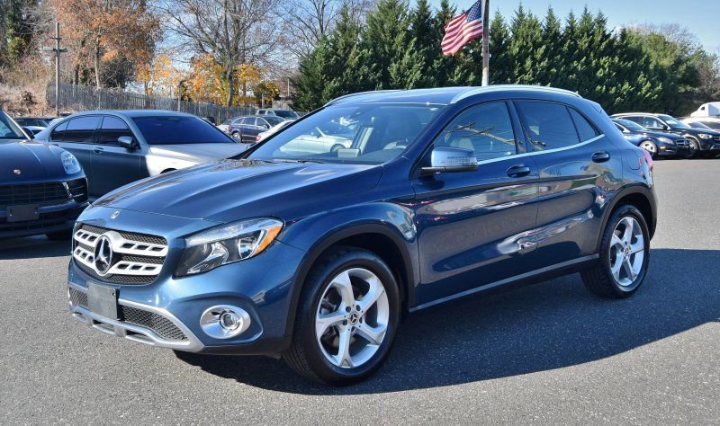 Used 2020 Mercedes-Benz GLA 250 4MATIC image 2