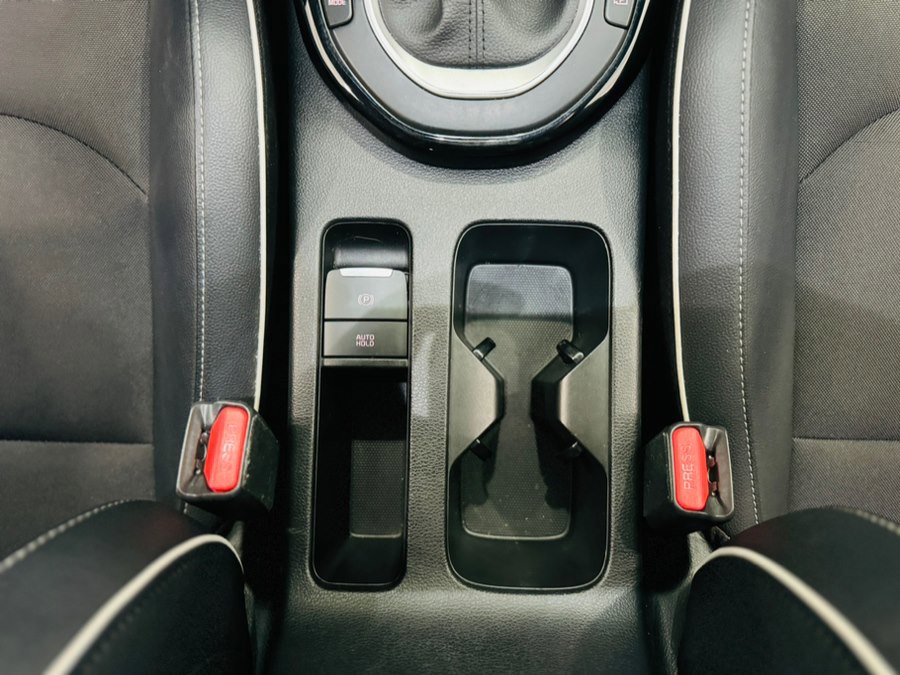 Used 2023 Kia Forte GT-Line w/ GT-Line Premium Package image 29