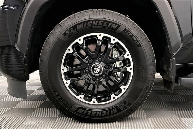 Used 2026 Toyota Sequoia SR5 w/ TRD Off-Road Package AWD/4WD image 10