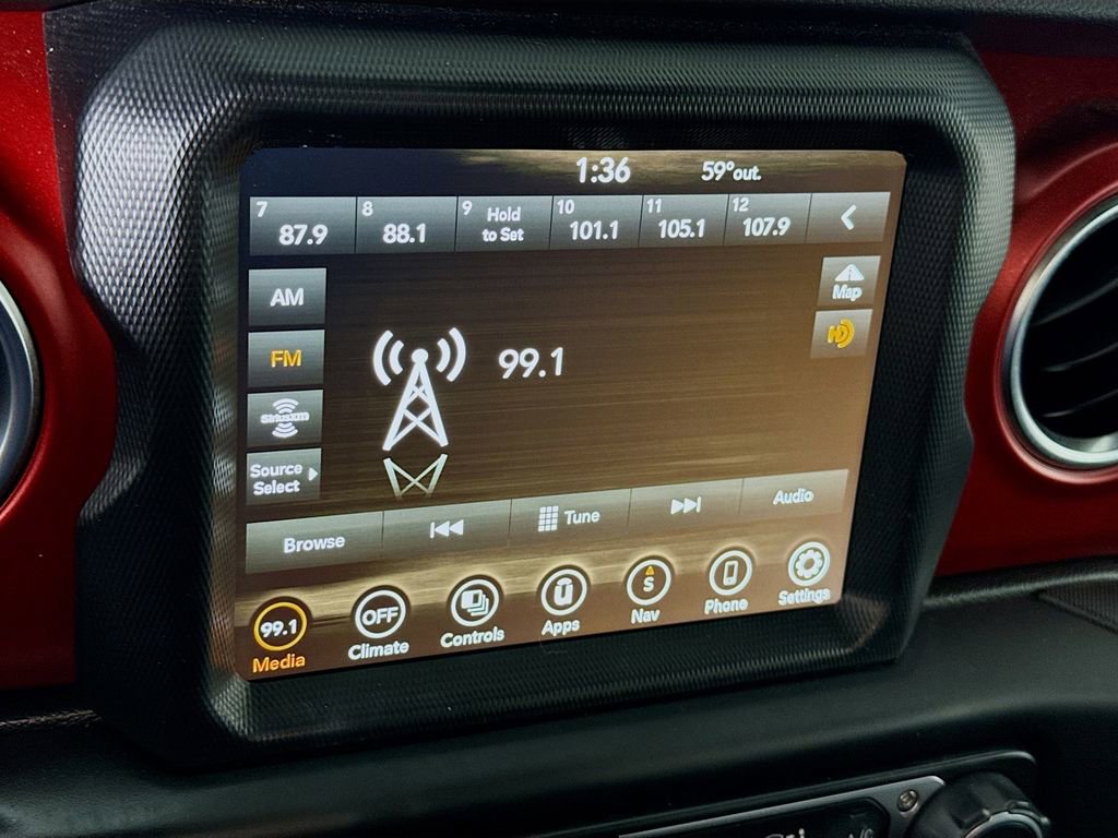 Used 2023 Jeep Gladiator Rubicon image 8