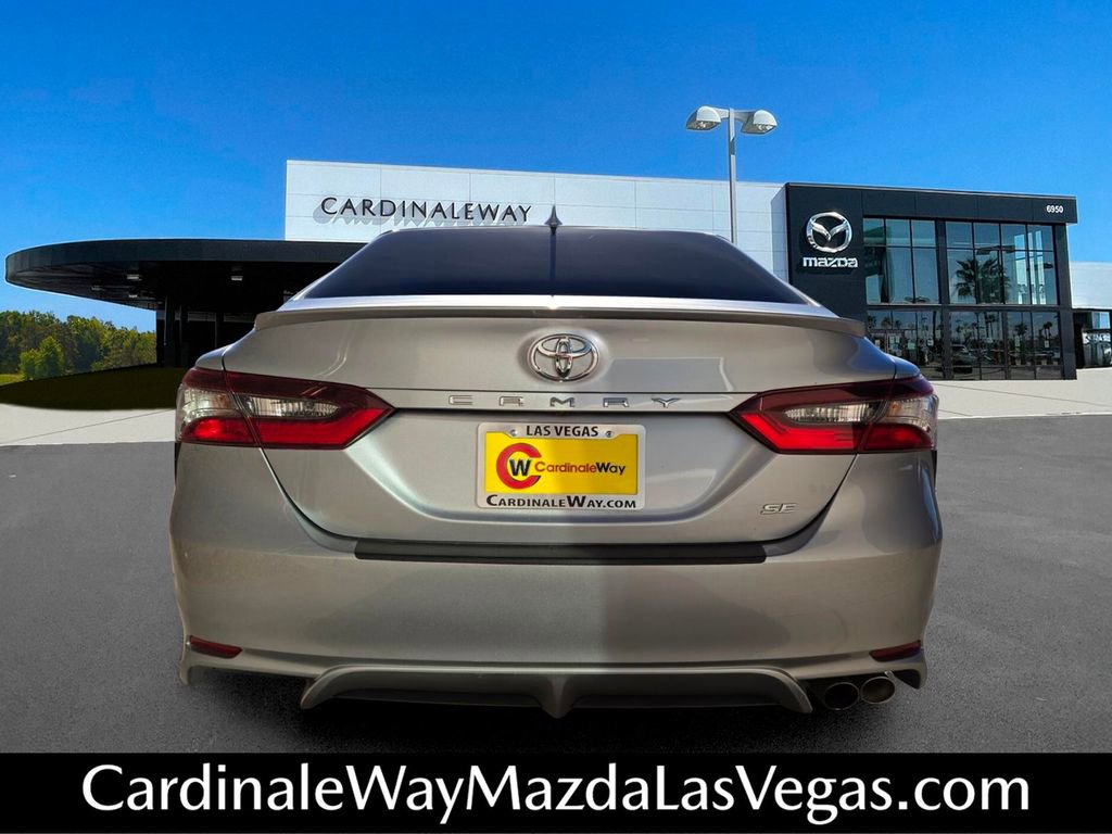 Used 2024 Toyota Camry SE FWD image 4
