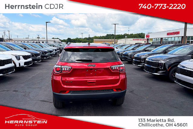 New 2026 Jeep Compass Latitude AWD/4WD image 28