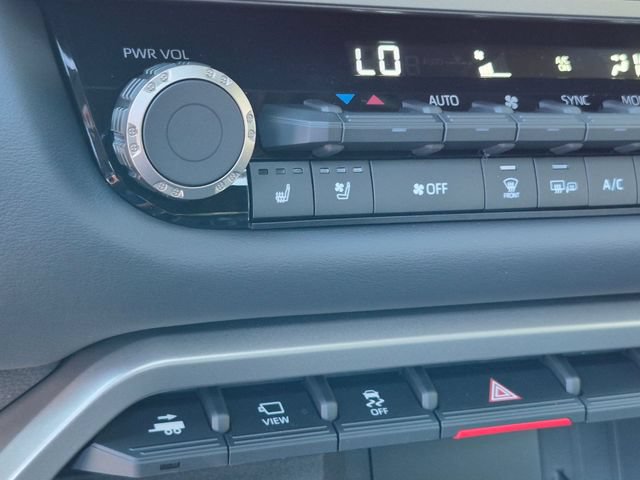 New 2026 Toyota Tundra Platinum AWD/4WD image 22