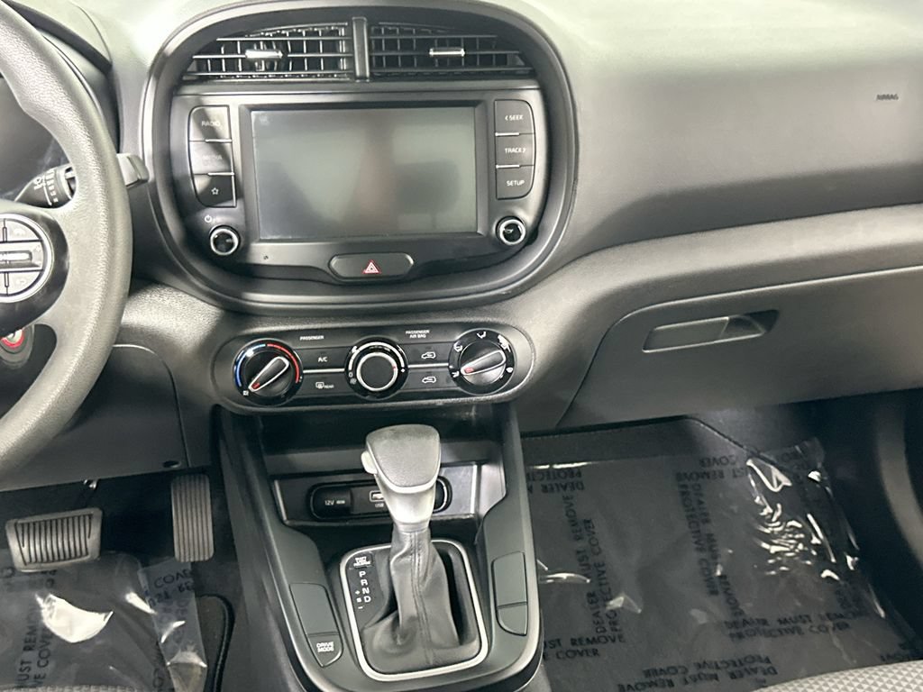 Used 2023 Kia Soul FWD image 18