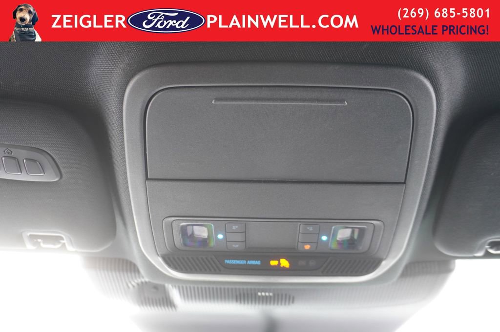 Used 2025 Ford Explorer ST-Line w/ ST-Line Street Pack image 33
