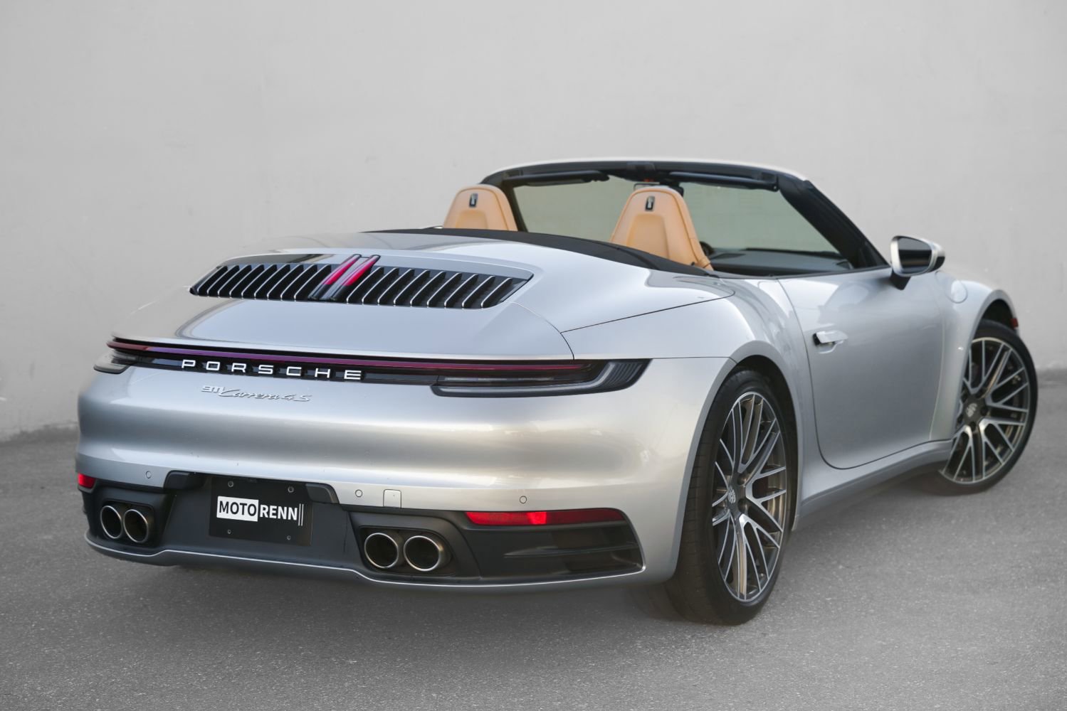Used 2023 Porsche 911 Carrera 4S AWD/4WD image 3