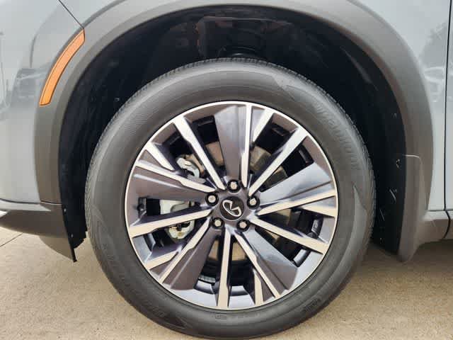 Certified 2026 INFINITI QX60 Luxe w/ Cargo Package FWD image 7