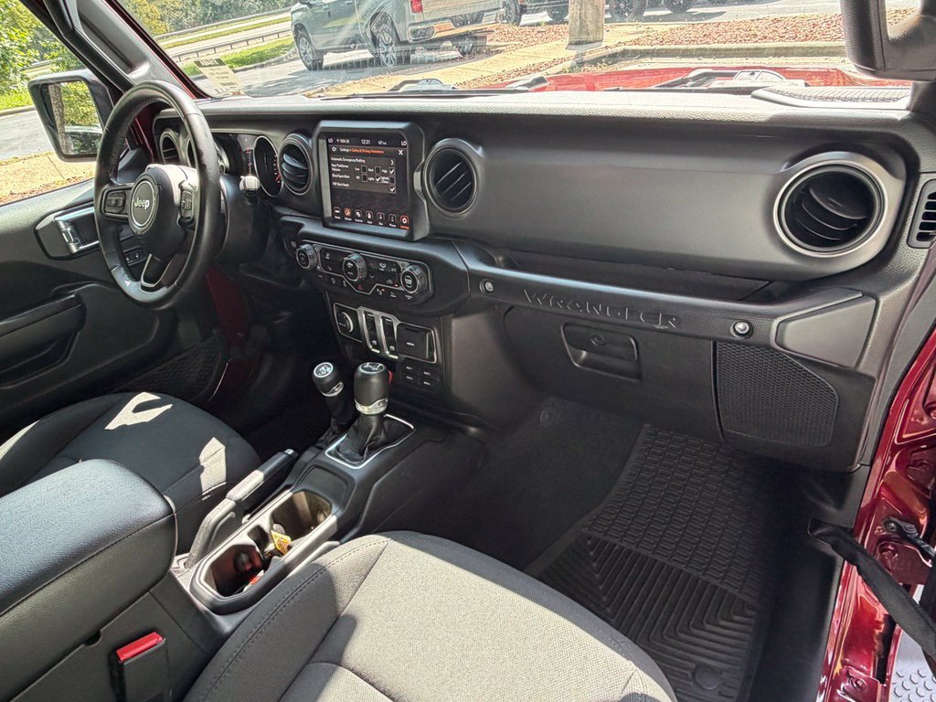 Used 2021 Jeep Wrangler Sport AWD/4WD image 27