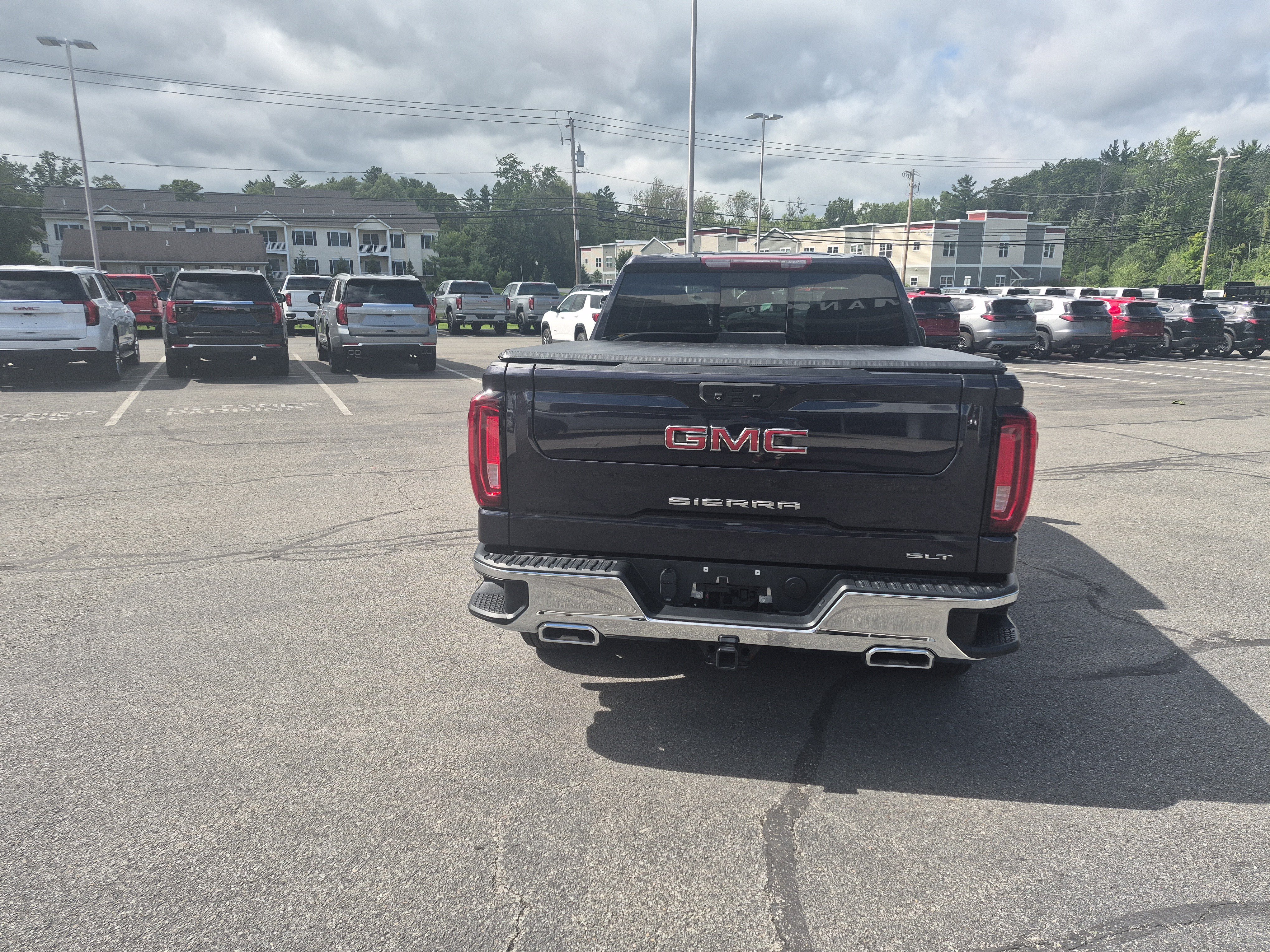 Certified 2022 GMC Sierra 1500 SLT w/ SLT Convenience Package AWD/4WD image 5