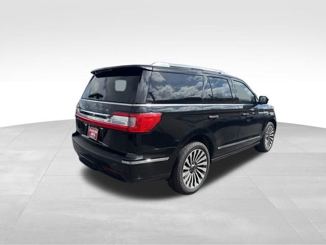 Used 2018 Lincoln Navigator Reserve w/ Technology Package image 3