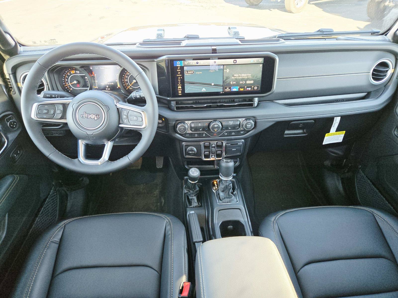 New 2026 Jeep Wrangler Unlimited Sahara AWD/4WD image 10