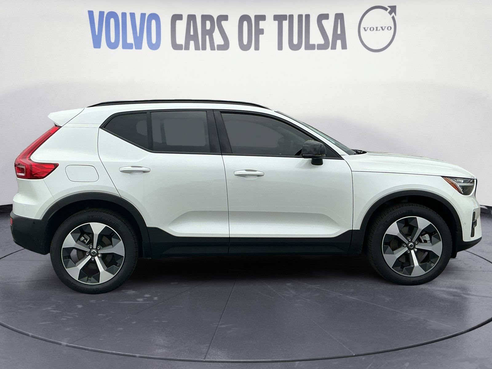 New 2026 Volvo XC40 B5 Plus w/ Protection Package Premier AWD/4WD image 6
