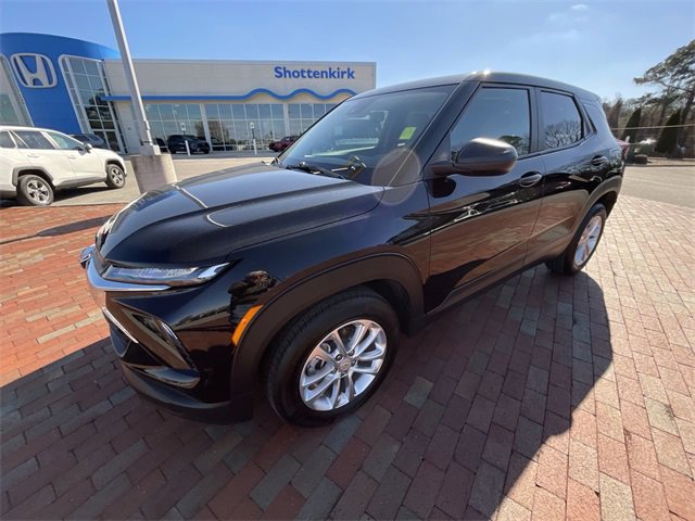 Used 2025 Chevrolet TrailBlazer LS w/ LS Convenience Package image 28