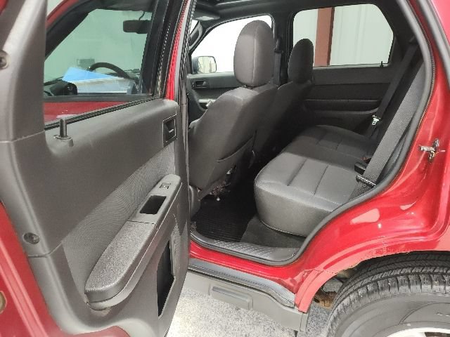 Used 2011 Ford Escape XLT w/ 202A Rapid Spec Order Code AWD/4WD image 16