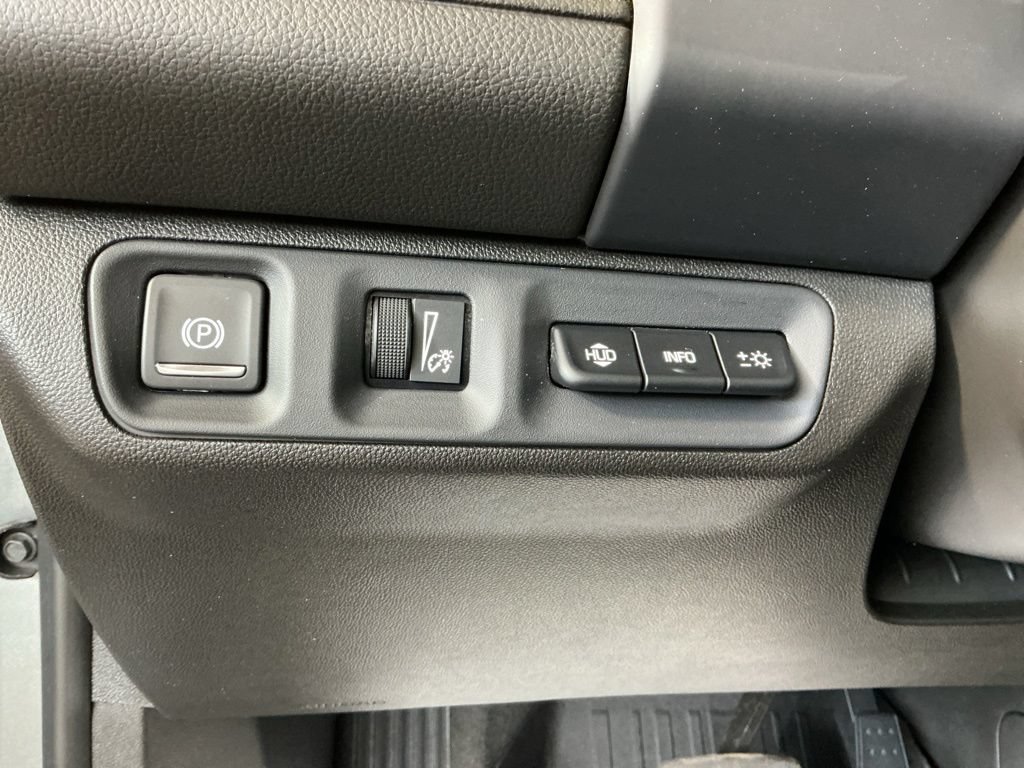 Used 2023 GMC Acadia AT4 w/ Technology Package AWD/4WD image 24
