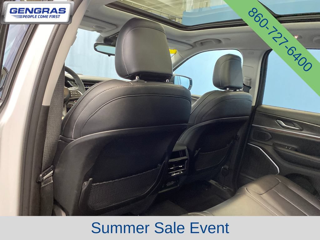 Used 2023 Jeep Grand Cherokee 4WD 4xe image 28