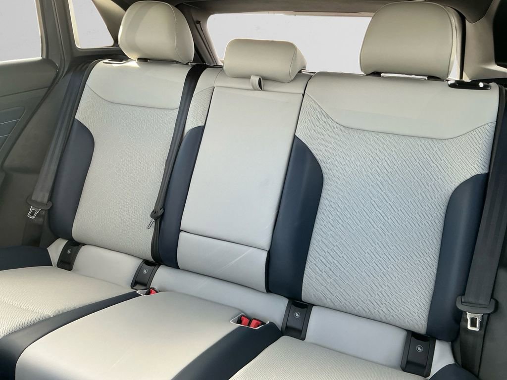 New 2026 Volkswagen ID.4 Pro S Plus image 13