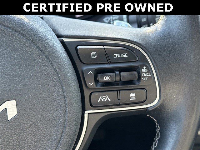 Used 2022 Kia Niro EX Premium image 24