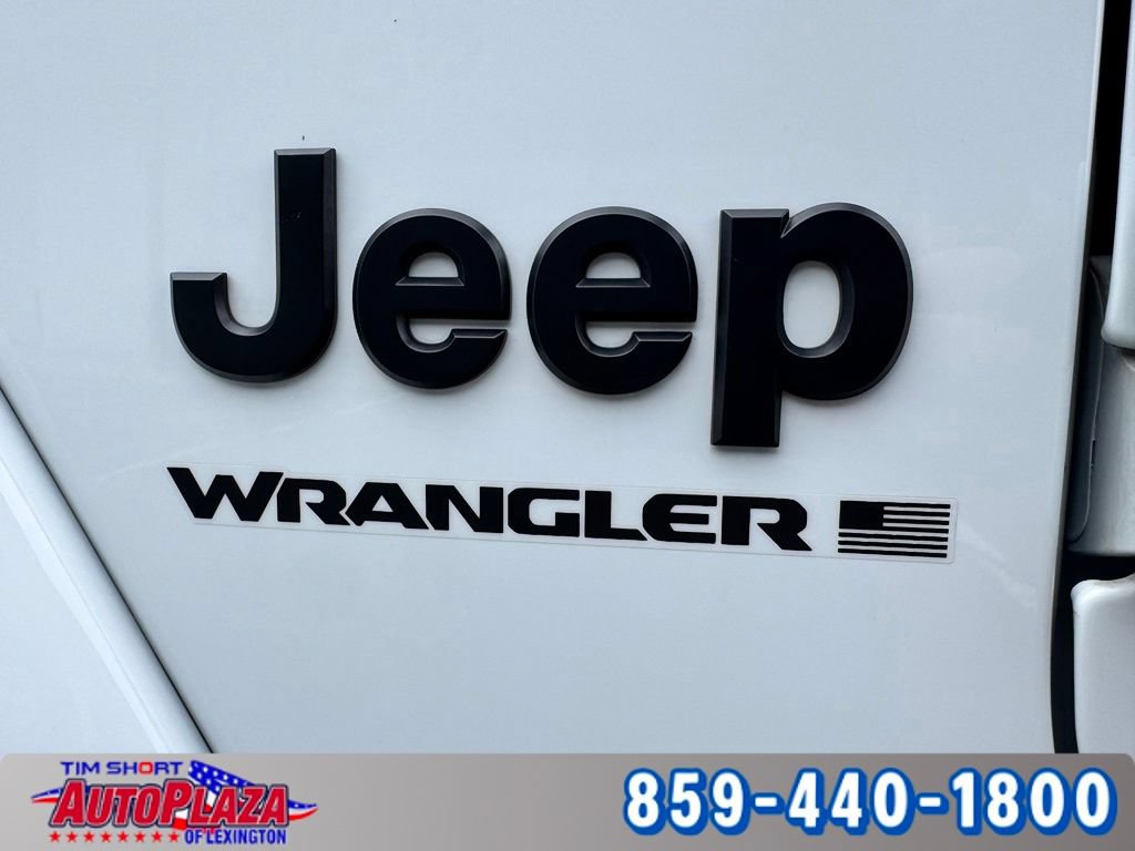 Used 2026 Jeep Wrangler Unlimited Sahara AWD/4WD image 14