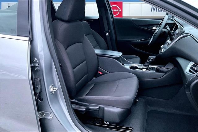 Used 2023 Chevrolet Malibu LT image 26