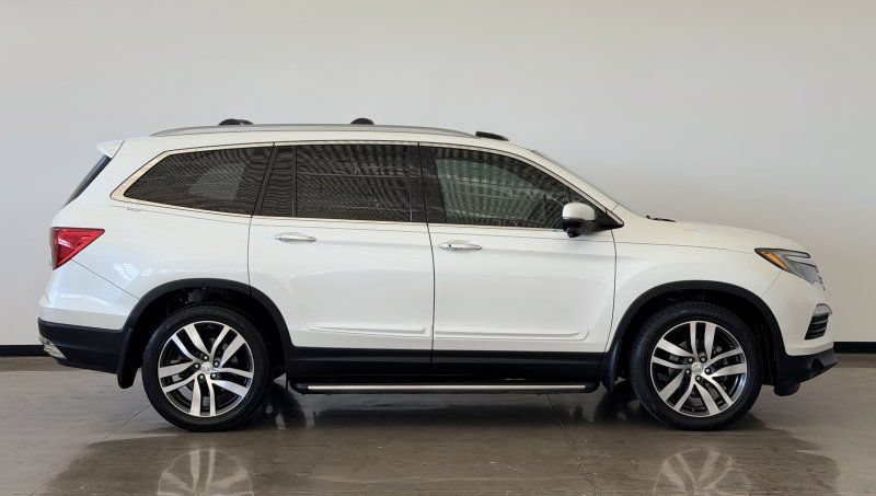 Used 2016 Honda Pilot Touring image 8