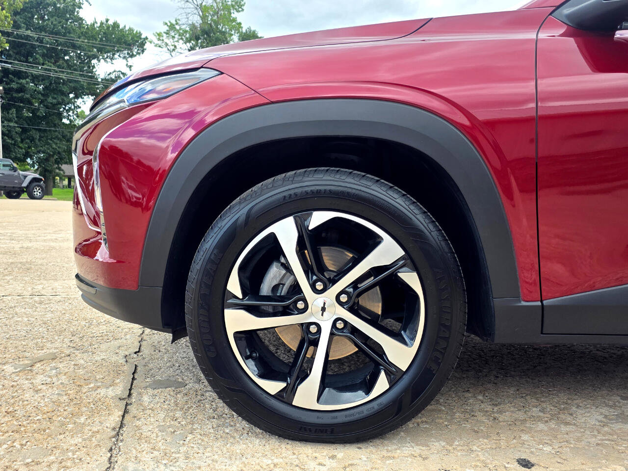 Used 2025 Chevrolet Trax RS w/ Driver Confidence Package image 29