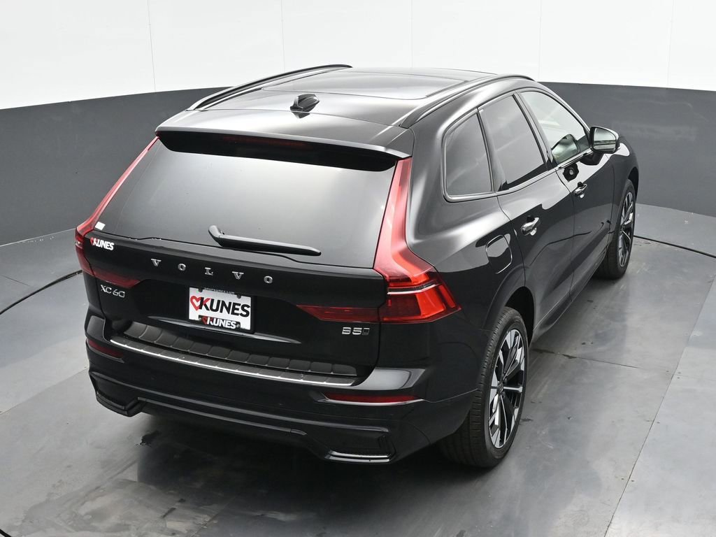 New 2026 Volvo XC60 B5 Plus w/ Protection Package Premier image 31