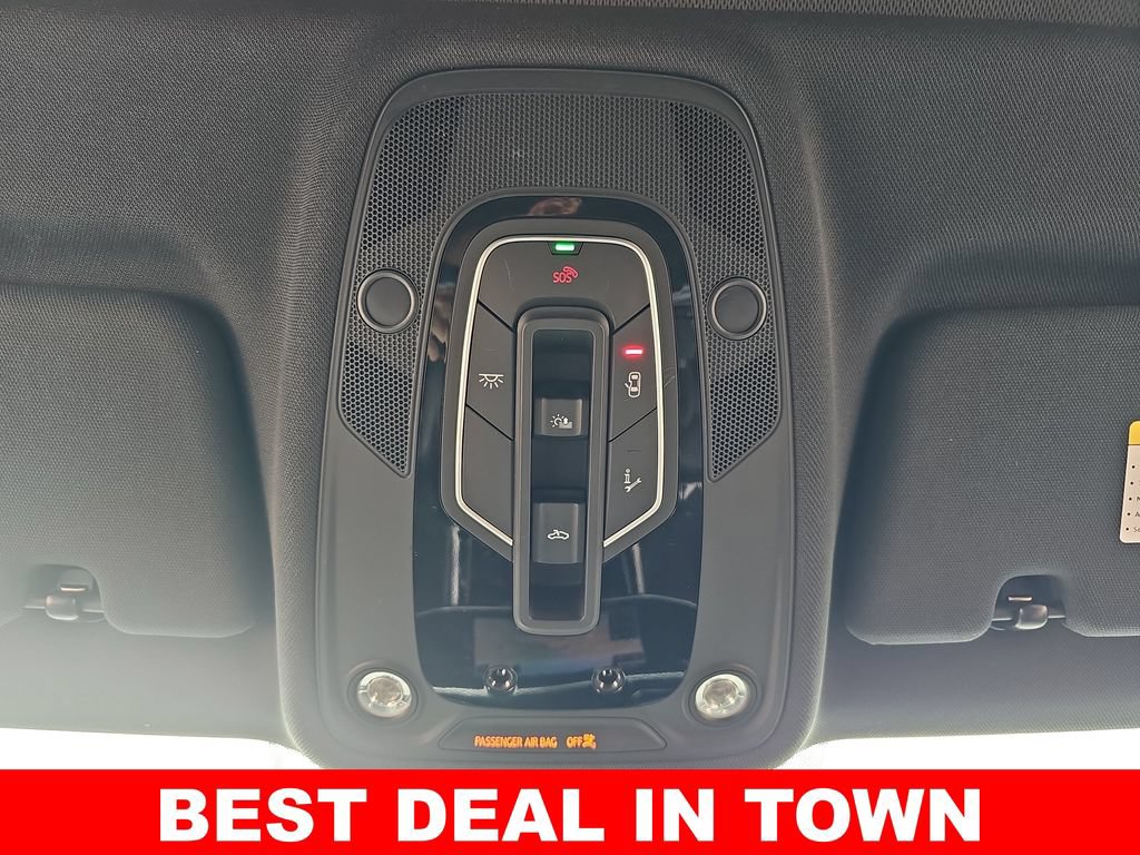 Used 2019 Audi Q8 Premium Plus w/ Premium Plus AWD/4WD image 32