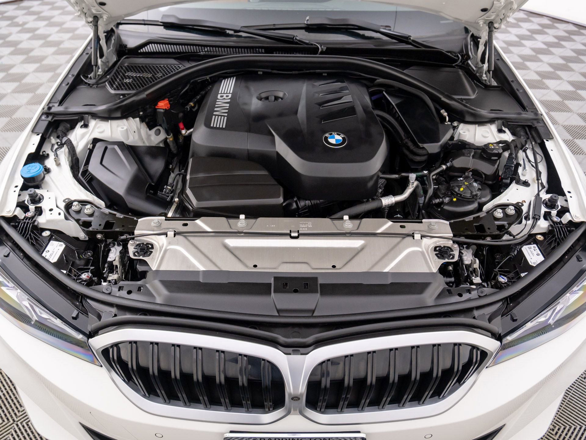 New 2025 BMW 330i xDrive Sedan w/ M Sport Package image 29