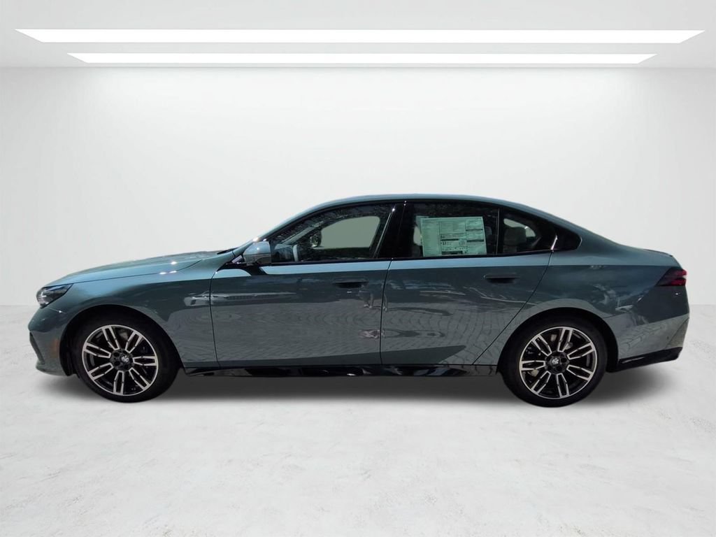 New 2027 BMW 530i w/ M Sport Package RWD image 7